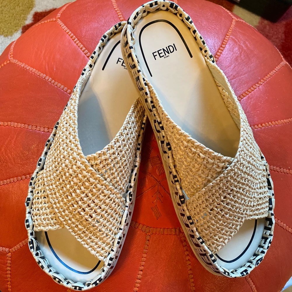 Fendi raffia crisscross sandals